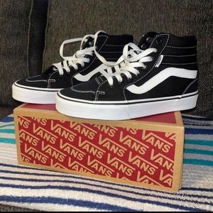 Women’s Classic Vans Hightops Women 6.5